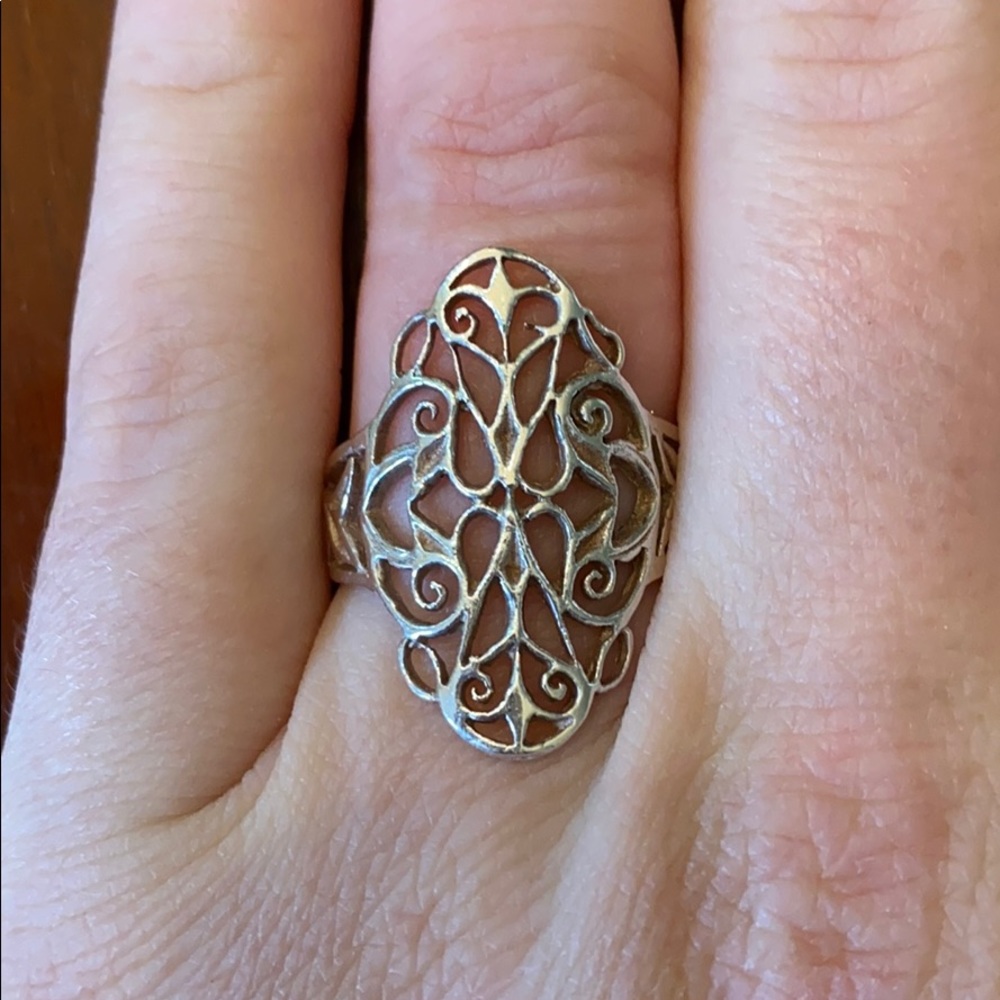 Ring